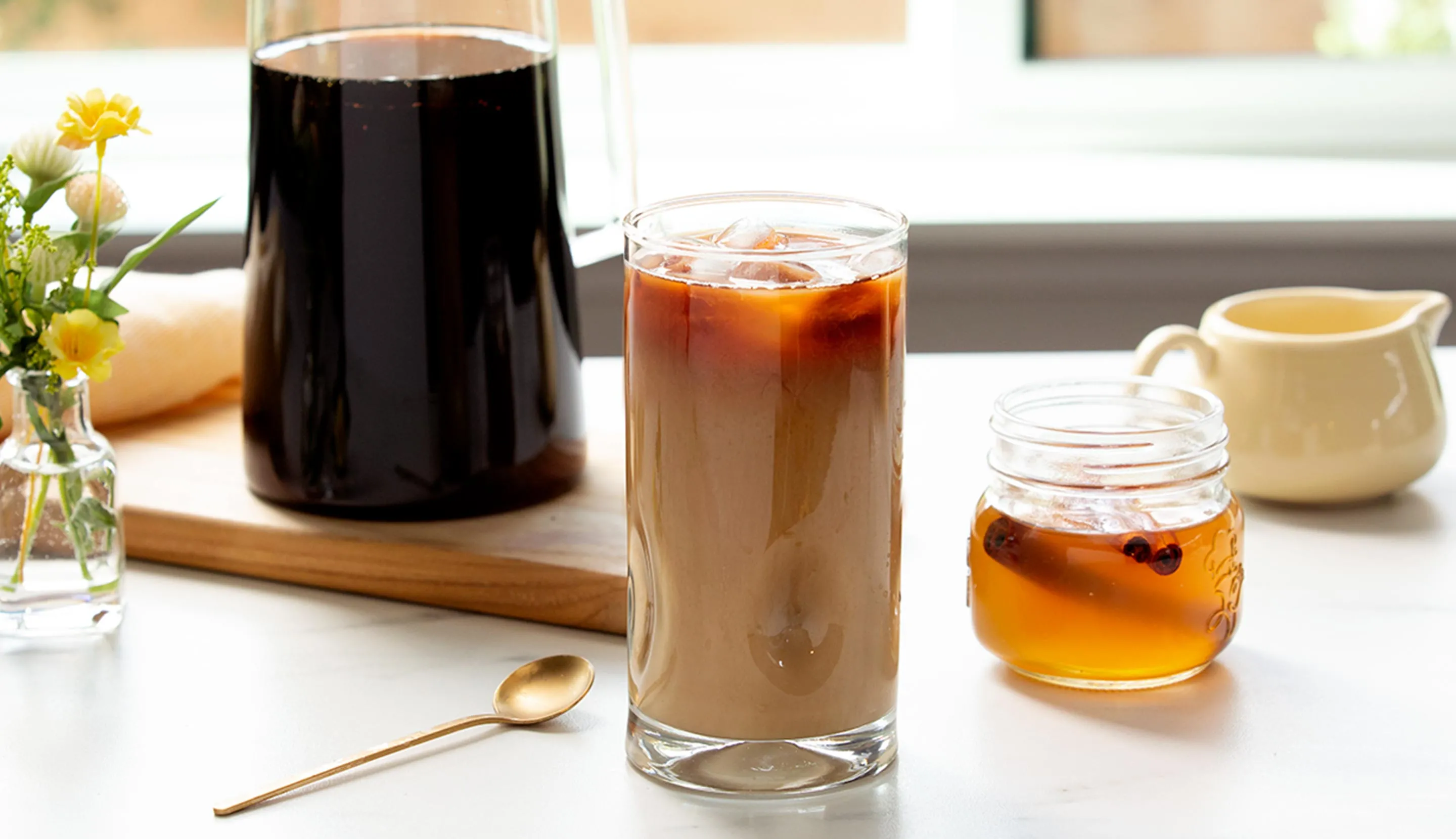 Iced Cinnamon Honey Coffee Recipe header