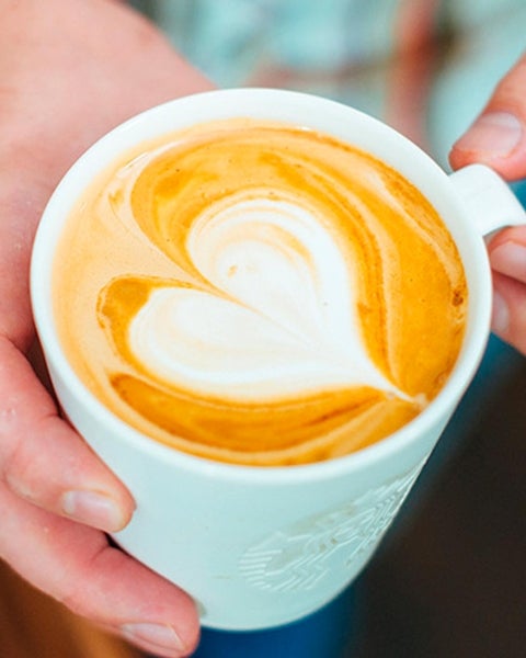 Starbucks by Nespresso Vertuo Line Café con sabor a caramelo (8 cápsulas  individuales cada una, compatible con el sistema Nespresso Vertuo Line) con